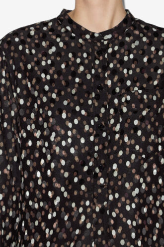 Blouse en soie à pois