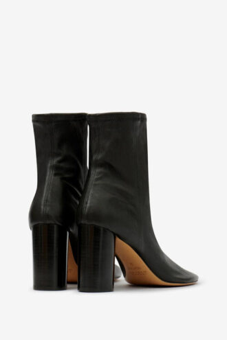 Bottines en cuir souple à talons hauts Bottines en cuir souple à talons hauts