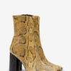 Bottines en cuir souple à talons hauts Bottines en cuir souple à talons hauts