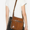 Sac à bandoulière Sierra Hobo S en cuir suédé Sac à bandoulière Sierra Hobo S en cuir suédé